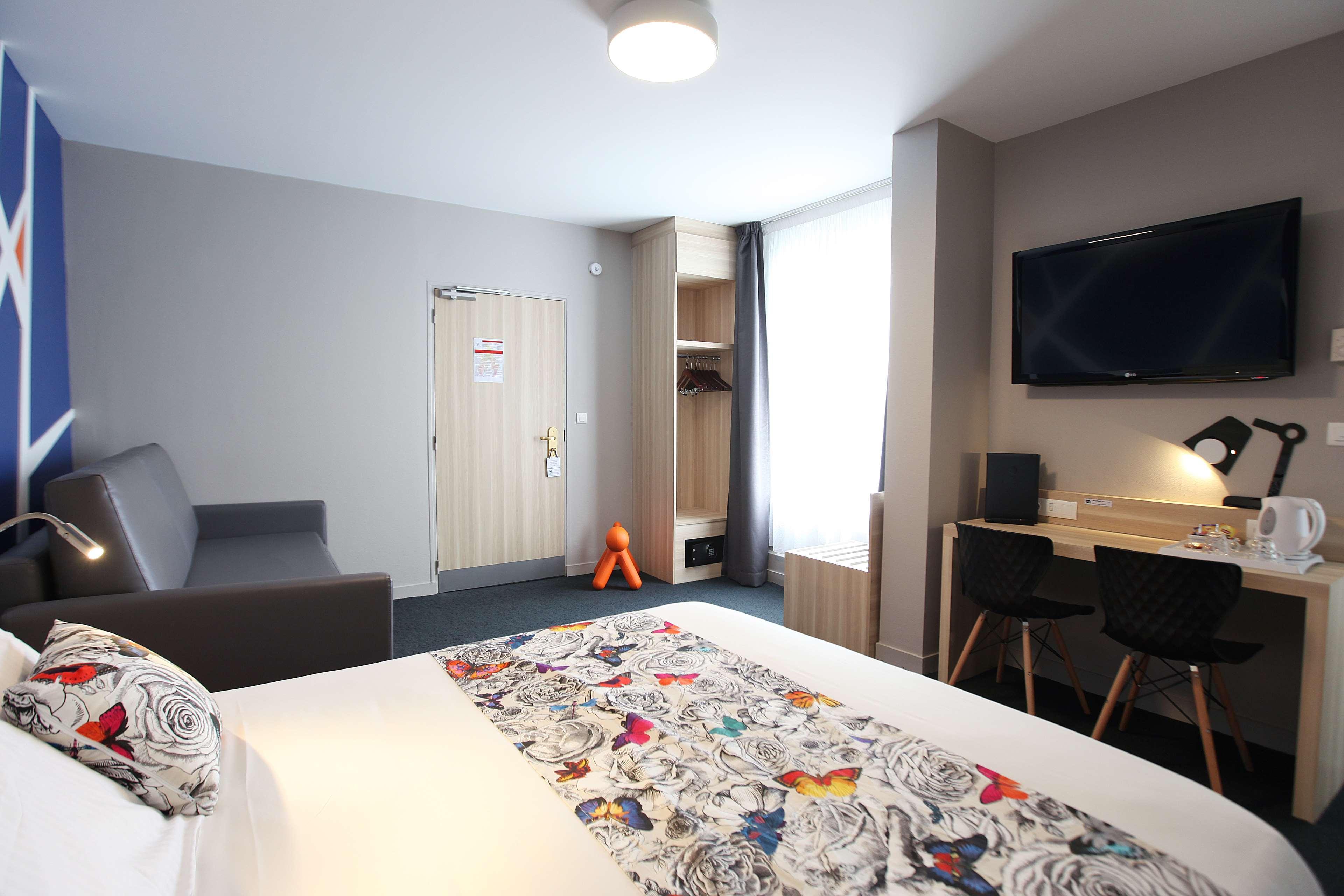 Best Western Hotel De Paris Laval  Exterior photo