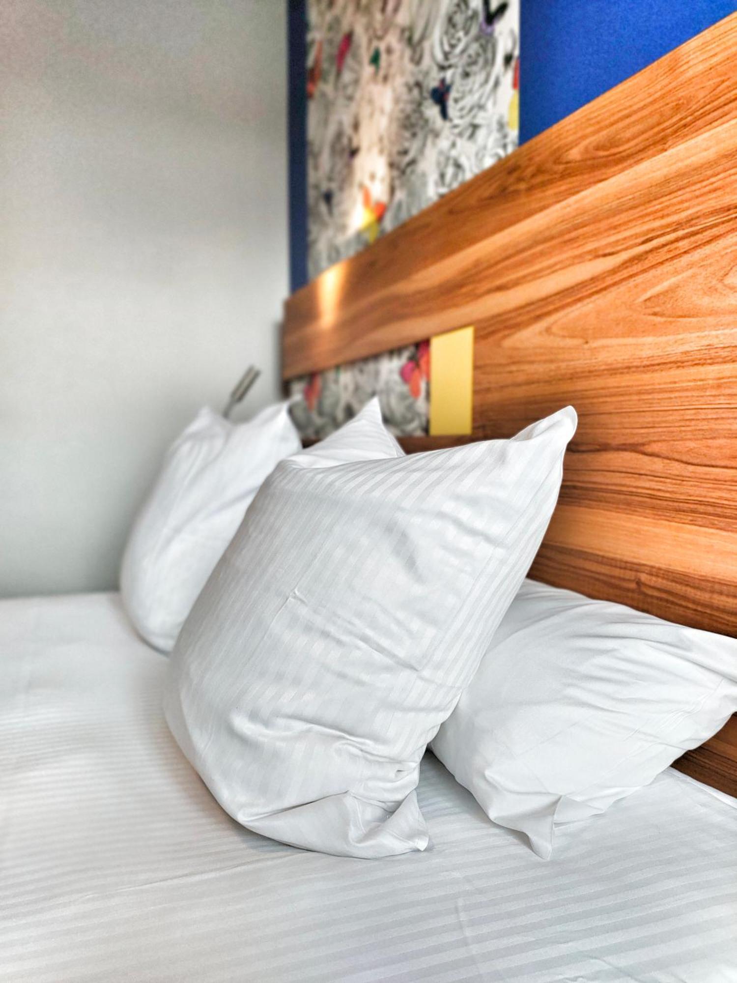 Best Western Hotel De Paris Laval  Exterior photo